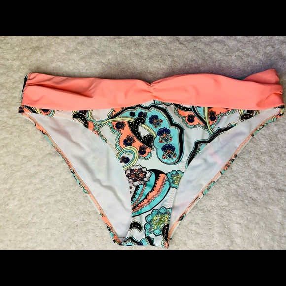 Bikini bottoms #916 - Picture 2 of 3